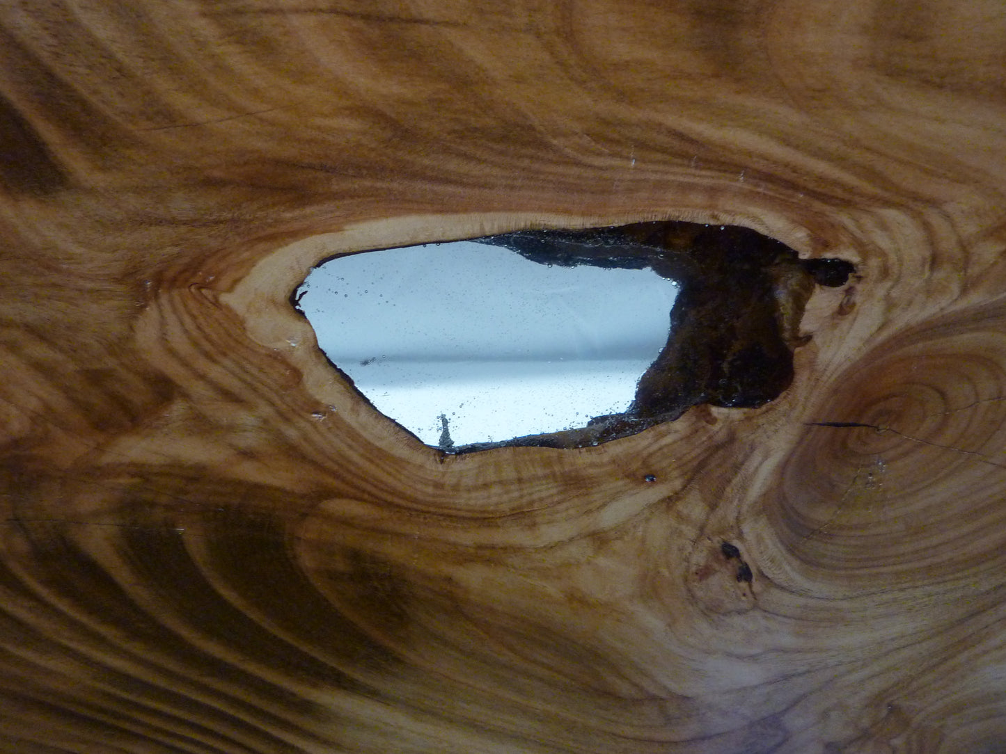 Cherry chopping board with Epoxy