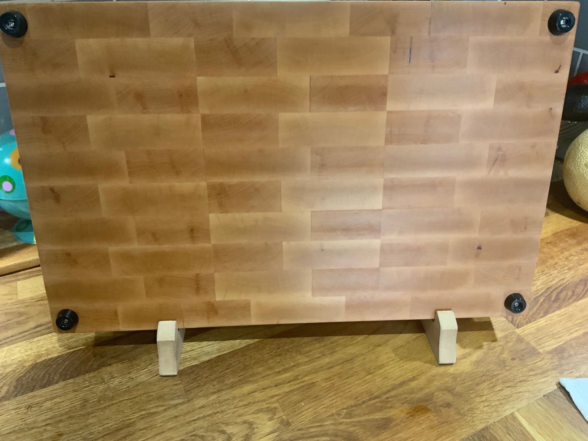 Custom pig cuts board rear