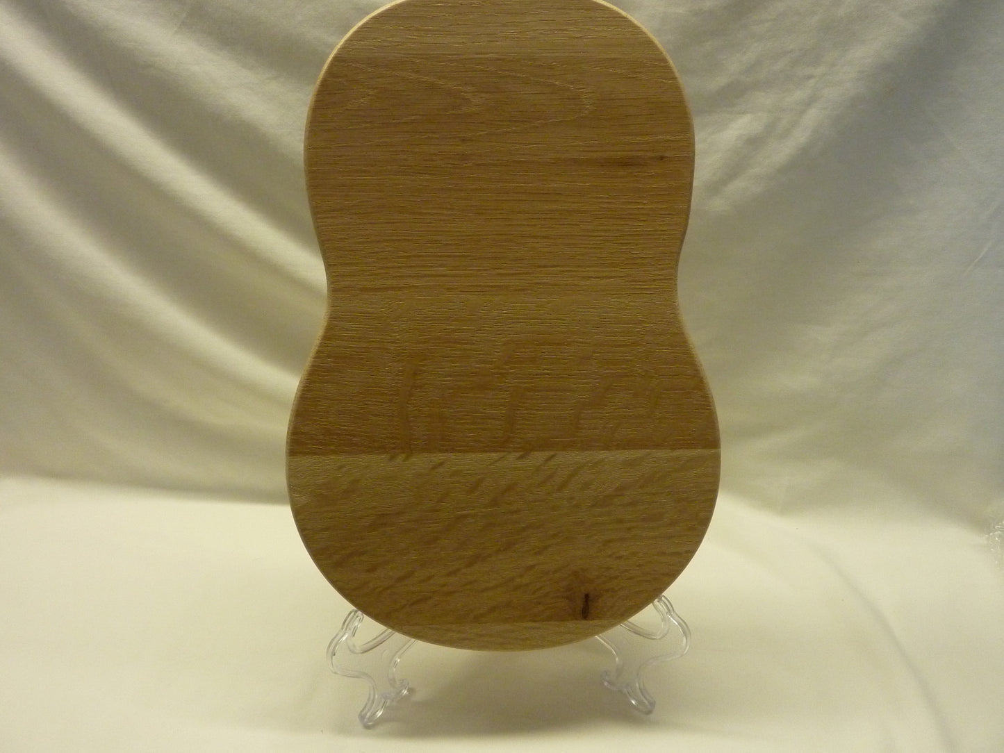 Guitar Shaped Chopping Board